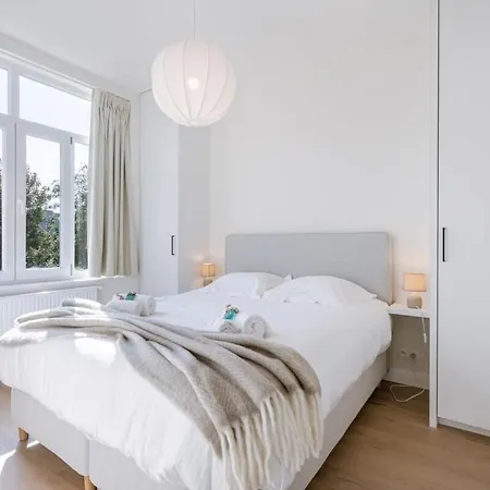 Huswell - Beautiful Vacation Home 'Valkehuisje' In Poperinge Exterior photo