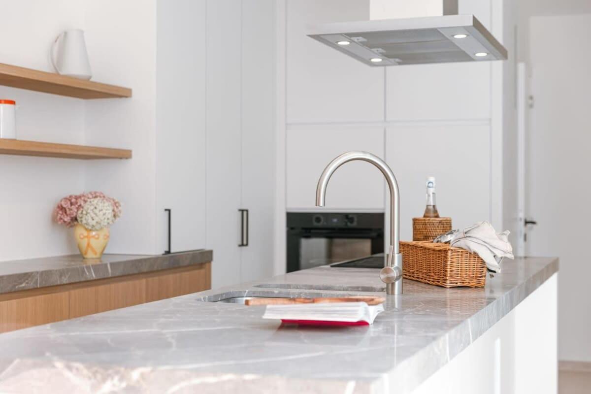 Huswell - Beautiful Vacation 'valkehuisje' In Holiday home
