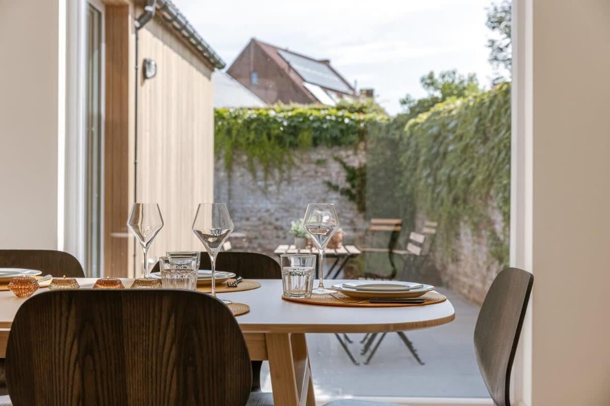 Holiday home Huswell - Beautiful Vacation 'valkehuisje' In